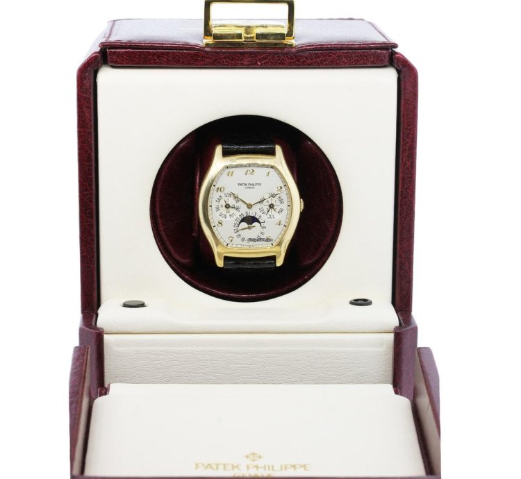 Patek Philippe Perpetual Calendar 5040j 18k Yellow Gold Perpetual Calendar Watch