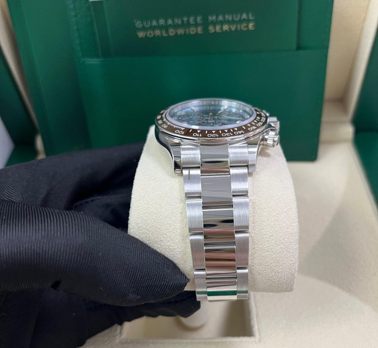 Rolex Daytona Platinum Daytona Ice Blue Baguette Dial 126506