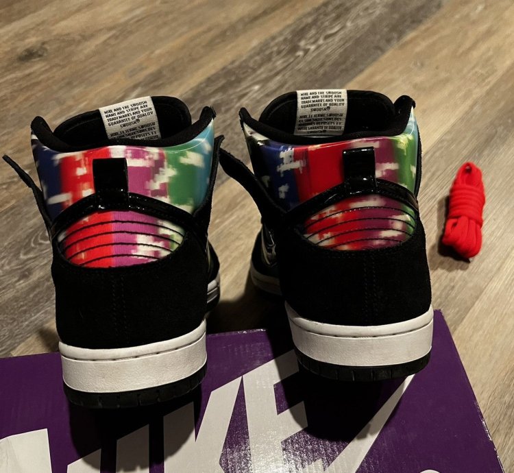 Nike Sb Dunk High Tv Signal