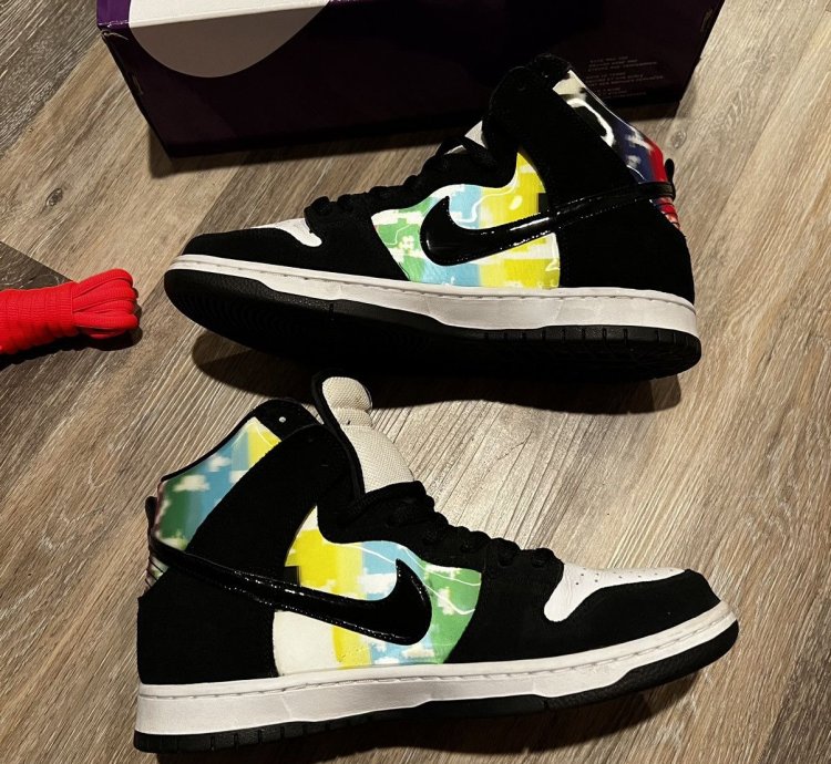Nike Sb Dunk High Tv Signal