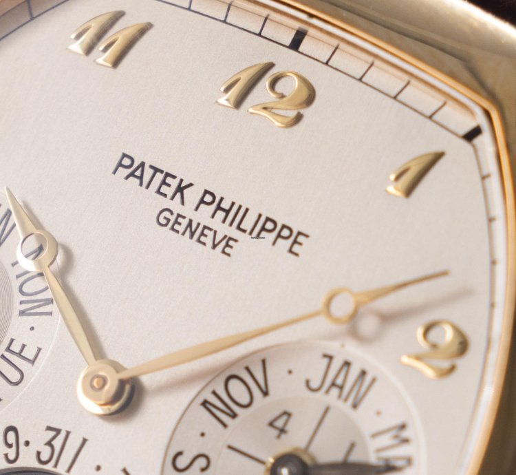 Patek Philippe Perpetual Calendar 5040j In 18k Yellow Gold Tonneau Case With Box And Papers