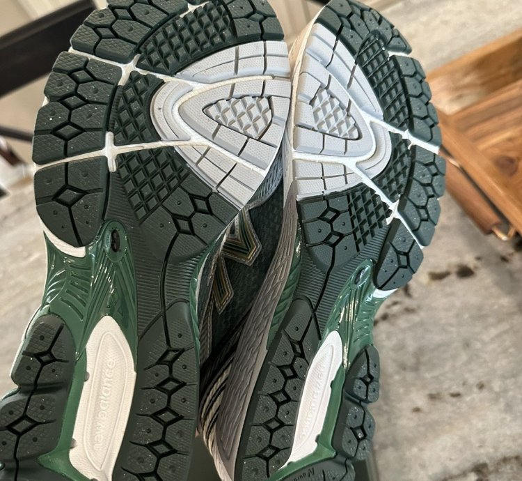 Aim Leon Dore 860v2 Green