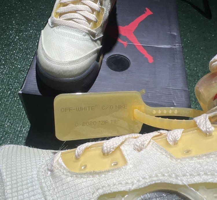 Jordan 5 Off White Sail Size 9