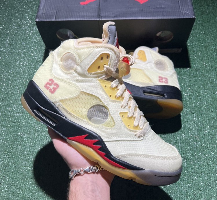 Jordan 5 Off White Sail Size 9