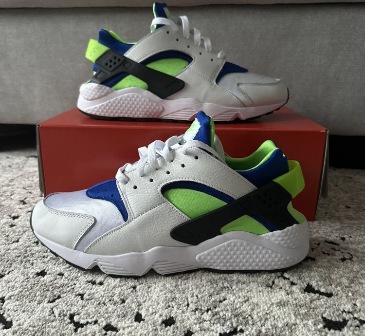 2021 Nike Air Huarache Run Scream Green