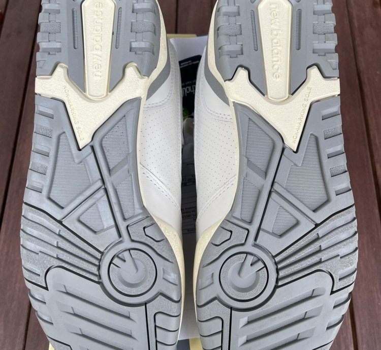 Aim Leon Dore New Balance 550 Silver