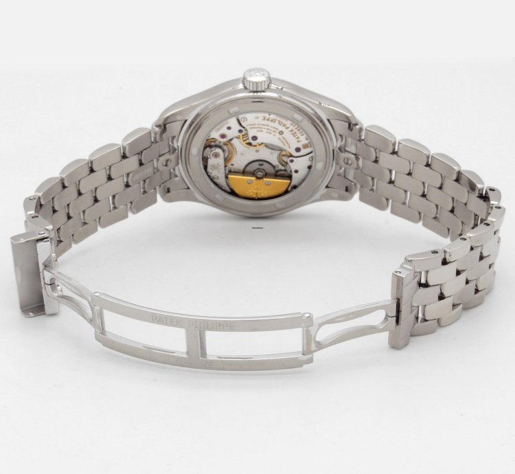 Patek Philippe Perpetual Calendar 5136 1g Complete Box And Original Warranty