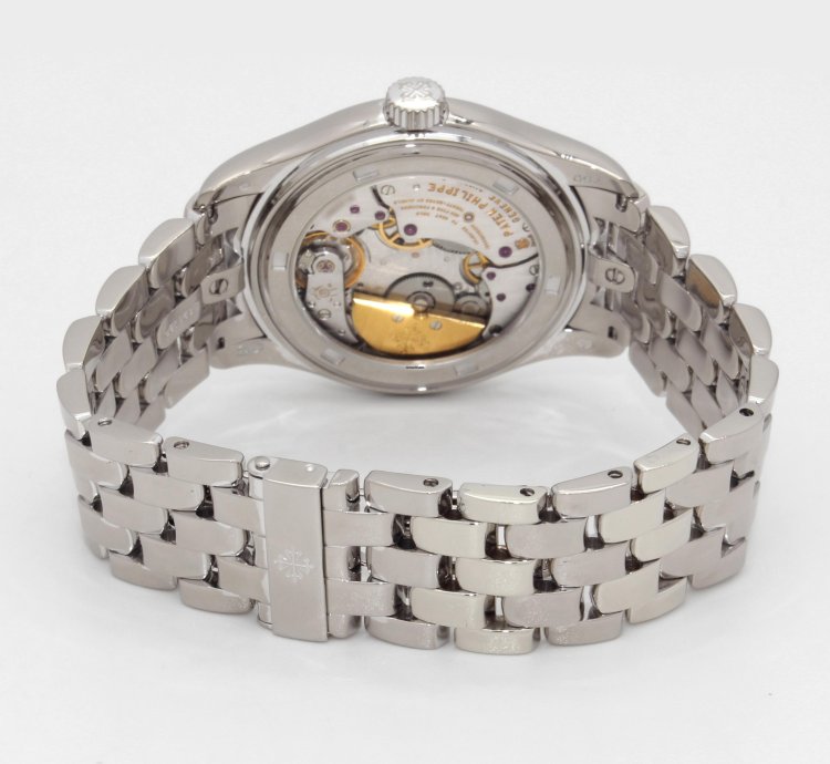Patek Philippe Perpetual Calendar 5136 1g Complete Box And Original Warranty