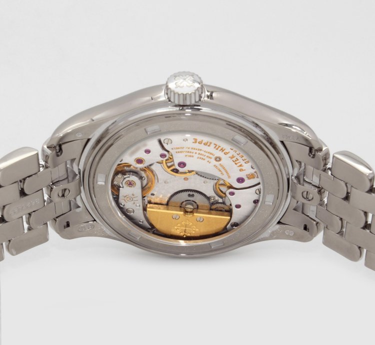 Patek Philippe Perpetual Calendar 5136 1g Complete Box And Original Warranty