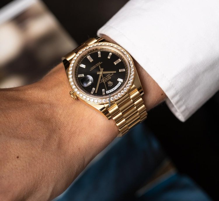 Rolex Day-date 40 Yellow Gold 228348rbr New