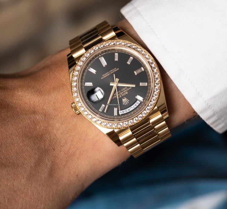 Rolex Day-date 40 Yellow Gold 228348rbr New