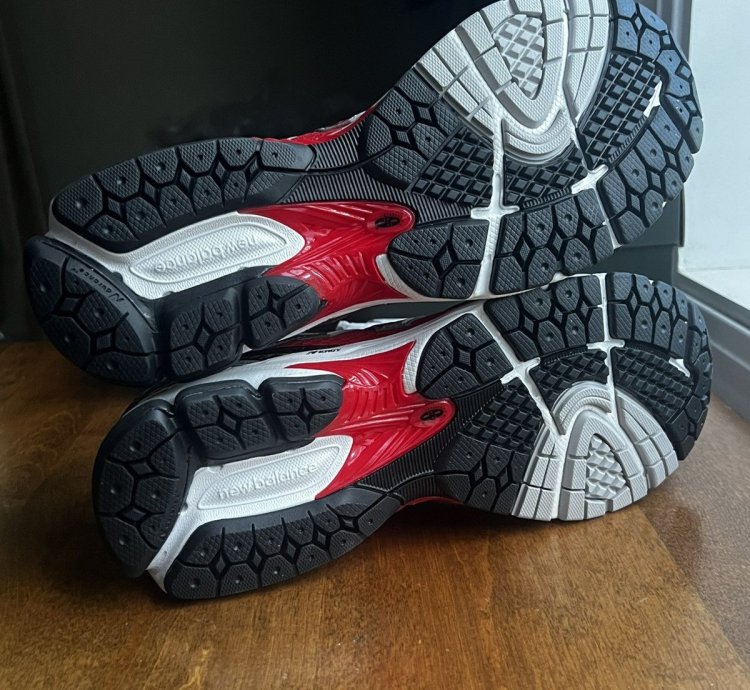 Aim Leon Dore New Balance 860 V2 Red