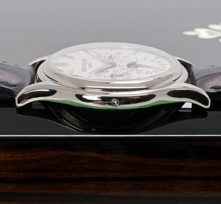Patek Philippe Perpetual Calendar 5140g-001