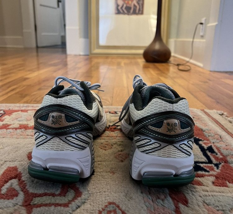 Aim Leon Dore New Balance 860v2 - Green White Sneaker