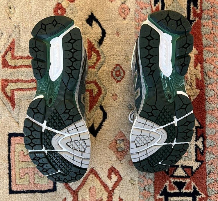 Aim Leon Dore New Balance 860v2 - Green White Sneaker