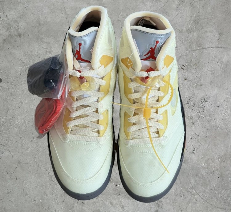 Jordan 5 Off-white Sail Sneakers