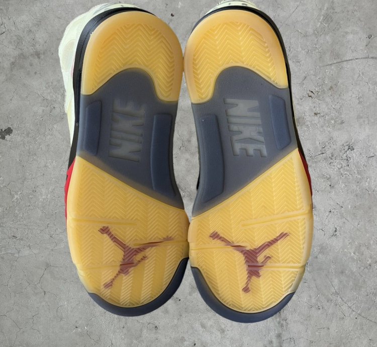 Jordan 5 Off-white Sail Sneakers