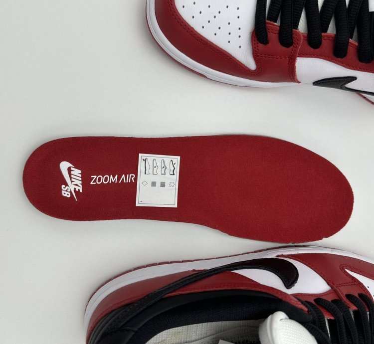 Nike Sb Dunk Low -pack Chicago