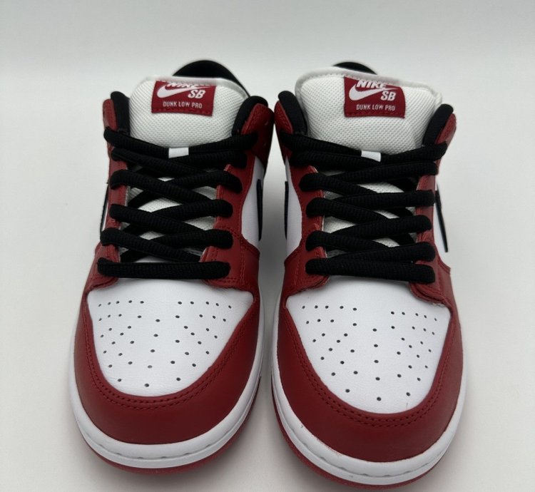 Nike Sb Dunk Low -pack Chicago