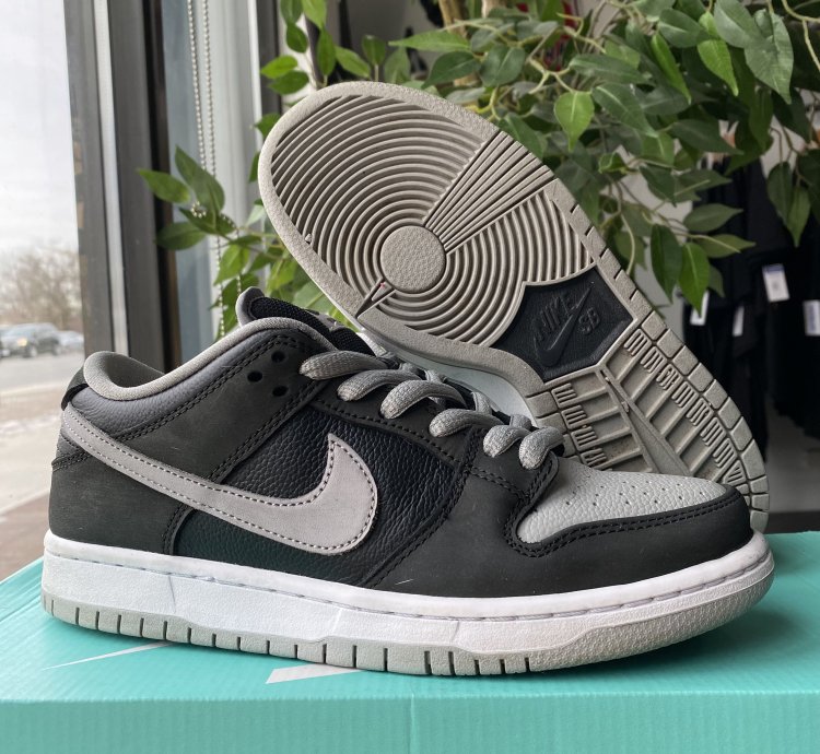 Nike Sb Dunk Low -pack Shadow Size 6