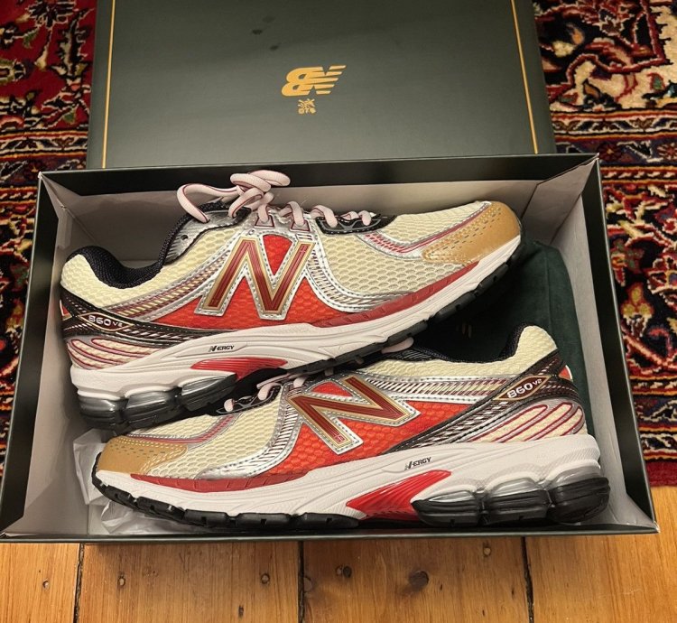 Aim Leon Dore New Balance 860v2 Red