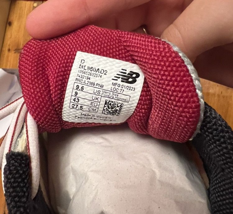 Aim Leon Dore New Balance 860v2 Red