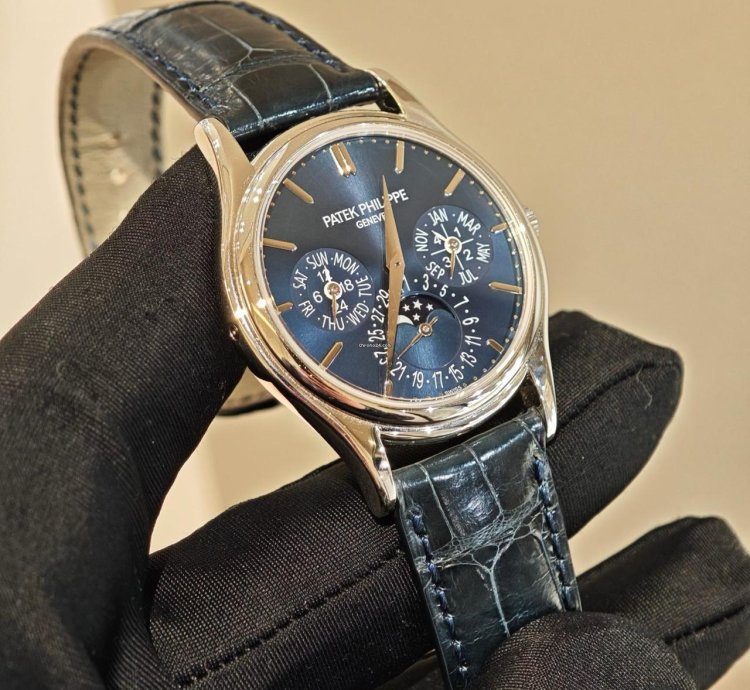 Patek Philippe Perpetual Calendar 5140p-001