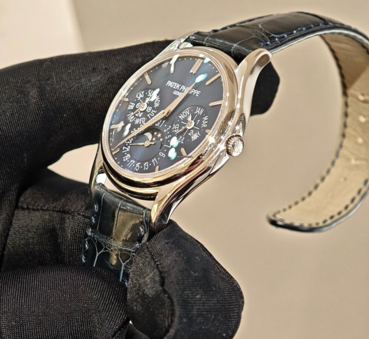 Patek Philippe Perpetual Calendar 5140p-001