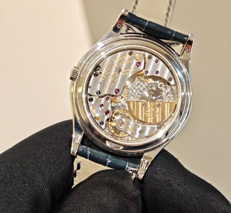 Patek Philippe Perpetual Calendar 5140p-001