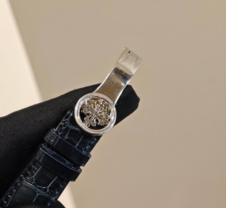Patek Philippe Perpetual Calendar 5140p-001