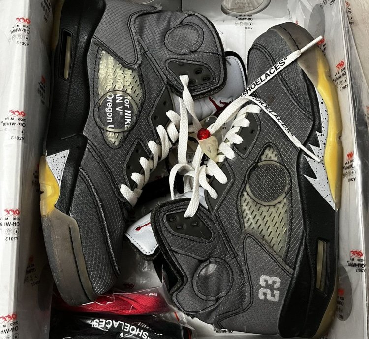 Jordan 5 Offwhite