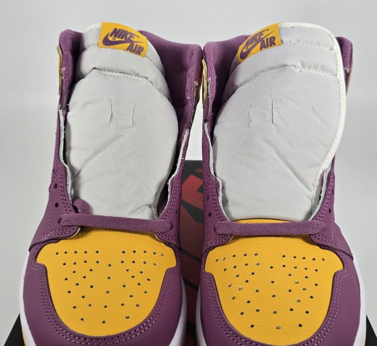 2022 Air Jordan 1 Retro High Og Brotherhood