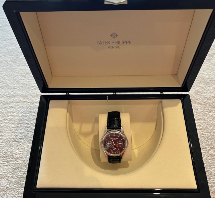 Patek Philippe Perpetual Calendar 5140p-017