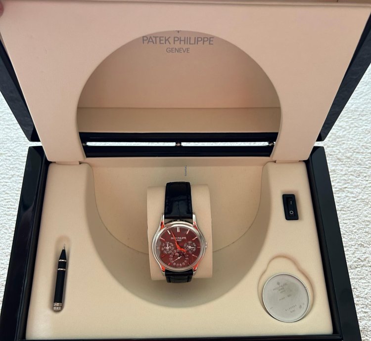 Patek Philippe Perpetual Calendar 5140p-017