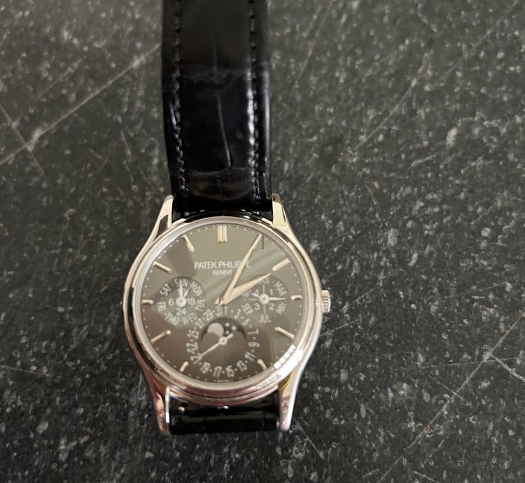 Patek Philippe Perpetual Calendar 5140p-017