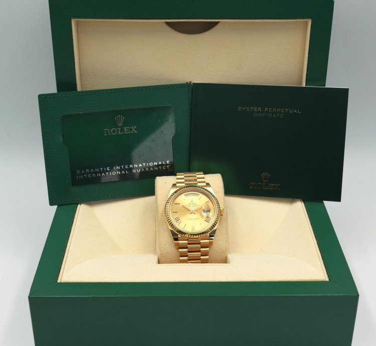 Rolex Day-date 40 Yellow Gold Champagne Roman Numeral Dial 228238 Full Set