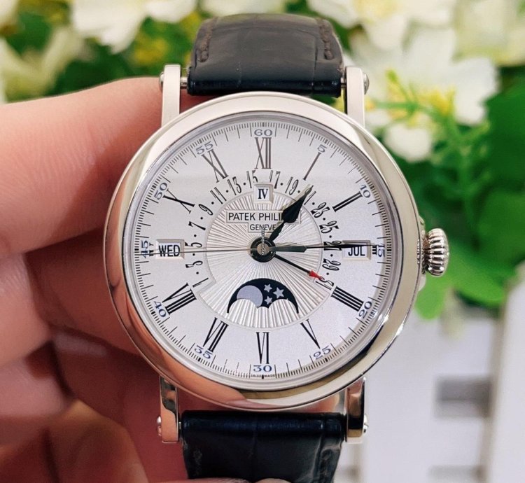 Patek Philippe Perpetual Calendar 5159g-001