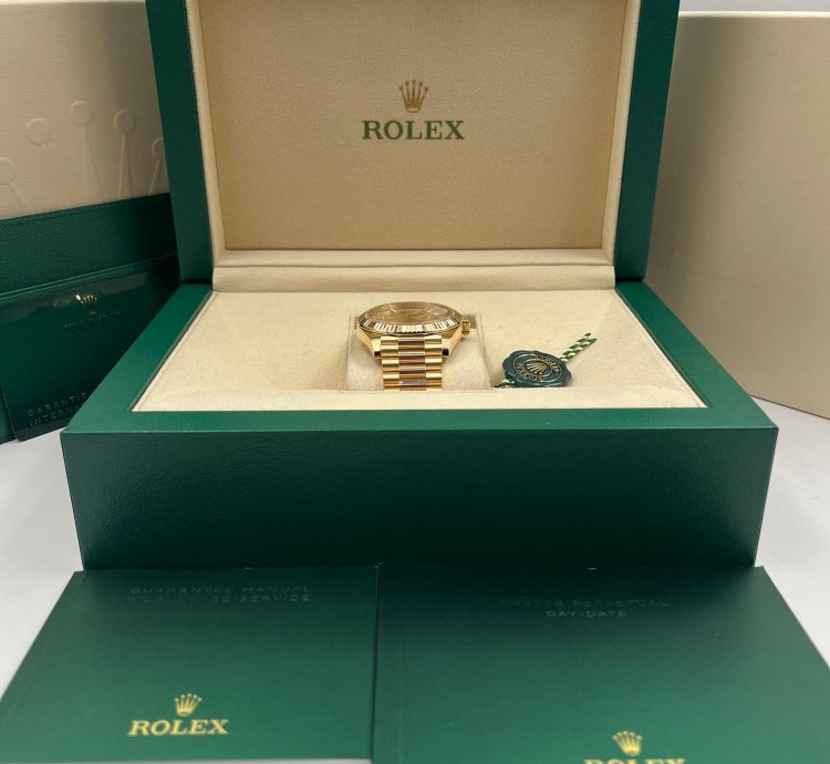 Rolex Day-date 40 Yellow Gold Day-date 40 Champagne Baguette Dial 228238 Unworn 2023