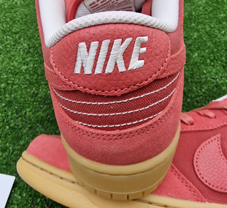 Nike Sb Dunk Low Adobe Uk 9 Us 10
