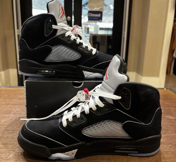 Jordan 5 Reimagined Size 12 Vnds