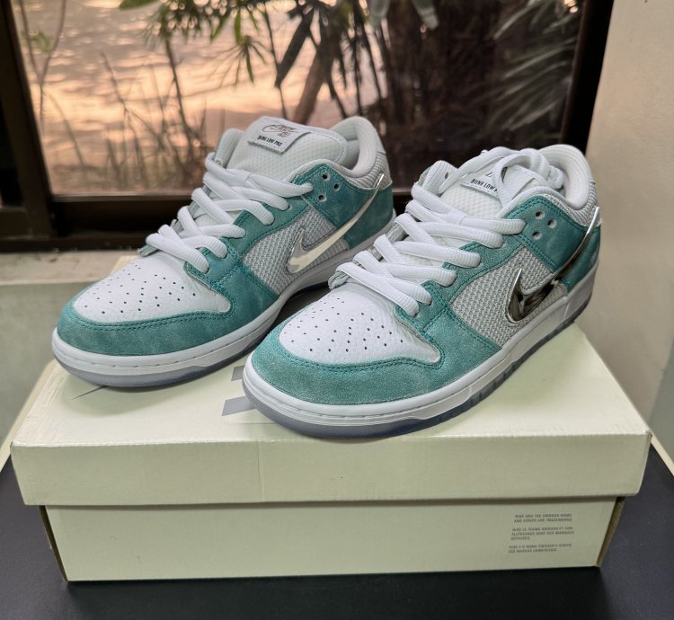 Nike Sb Dunk Low April Skateboards Size 9 5