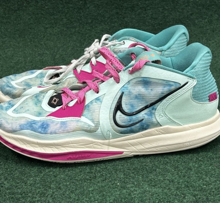 2022 Nike Kyrie Low 5 Community