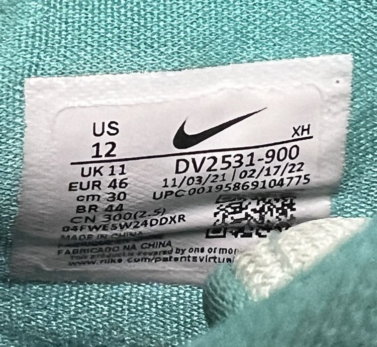 2022 Nike Kyrie Low 5 Community