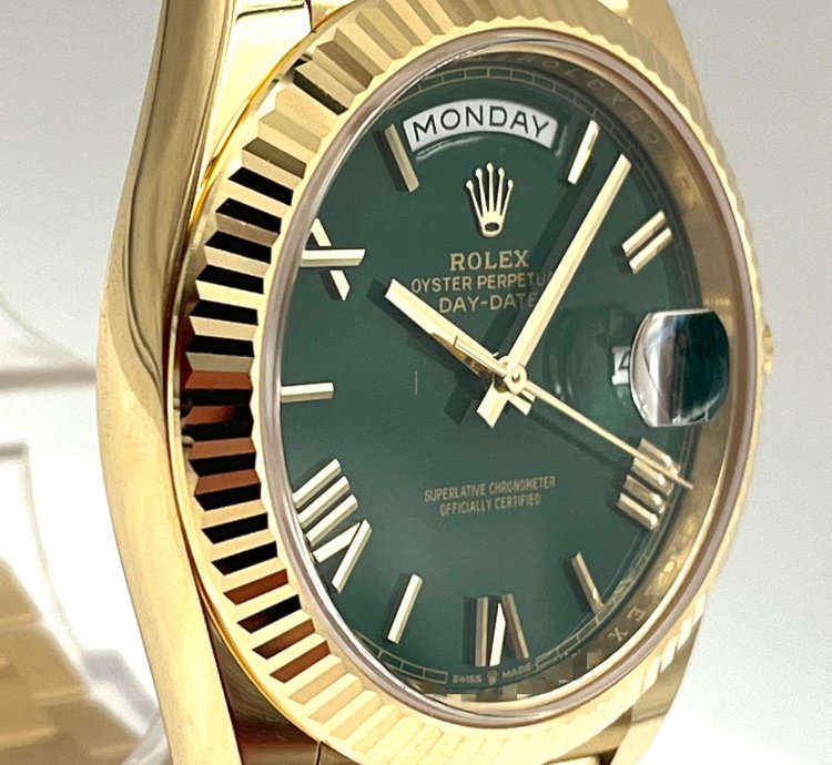 Rolex Day-date 40 Yellow Gold Day-date 40 Green Roman Dial 228238 Unworn 2024