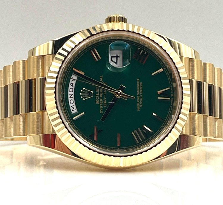 Rolex Day-date 40 Yellow Gold Day-date 40 Green Roman Dial 228238 Unworn 2024