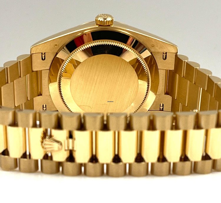 Rolex Day-date 40 Yellow Gold Day-date 40 Green Roman Dial 228238 Unworn 2024
