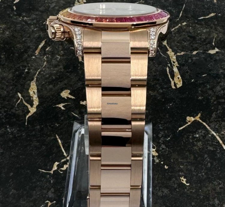 Rolex Daytona Rainbow - Rose Gold - 116505 - Custom Bezel - Diamonds - New