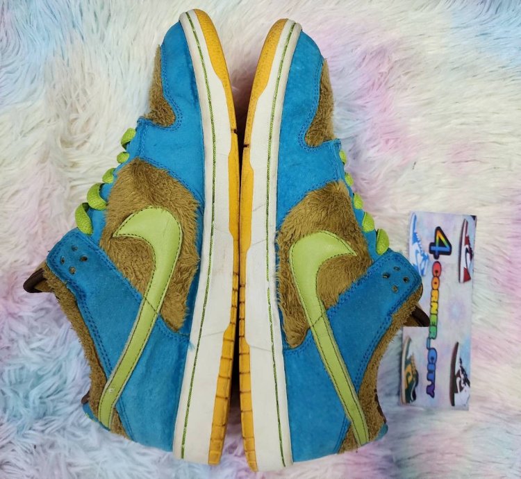 Nike Sb Dunk Low Baby Bear