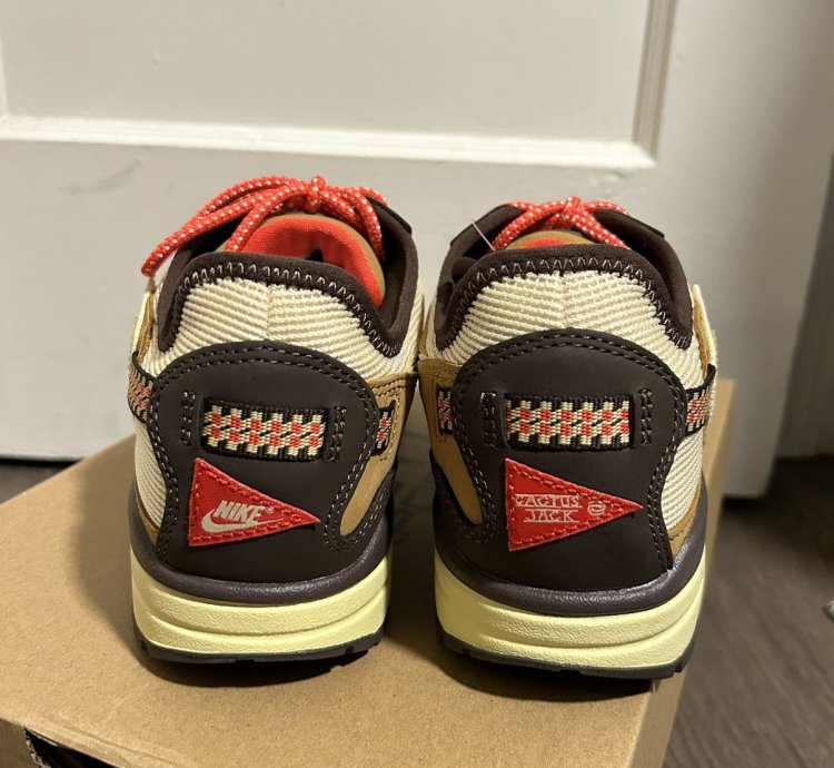 2022 Nike Travis Scott Baroque Brown Air Max 1 Sz 8m
