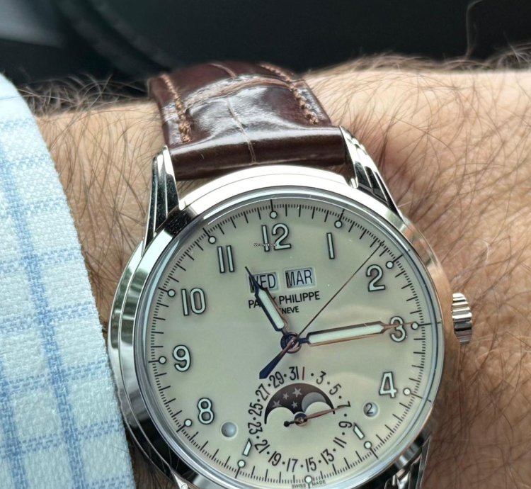 Patek Philippe Perpetual Calendar 5320g
